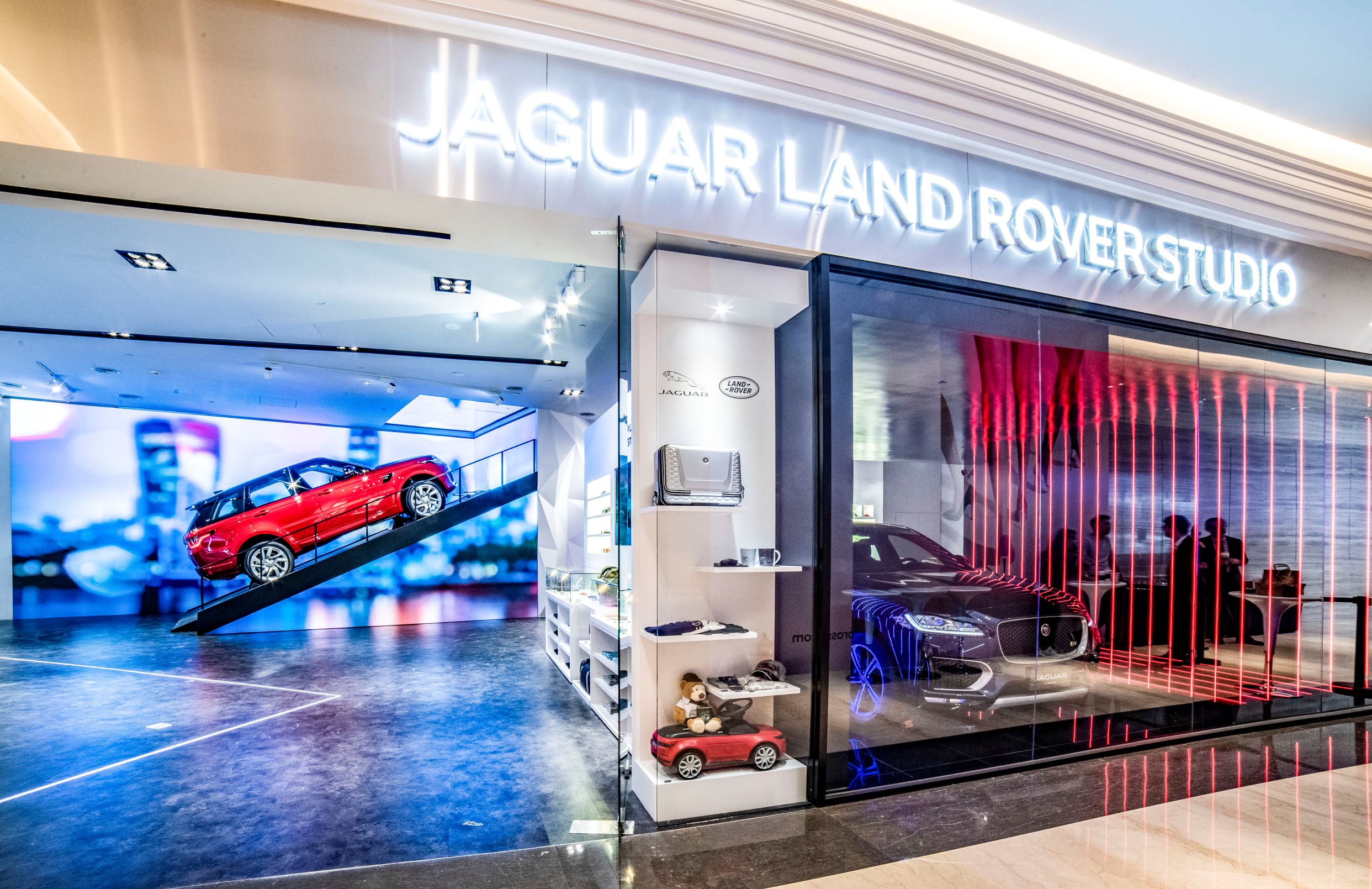 JAGUAR LAND ROVER STUDIO stylemaster